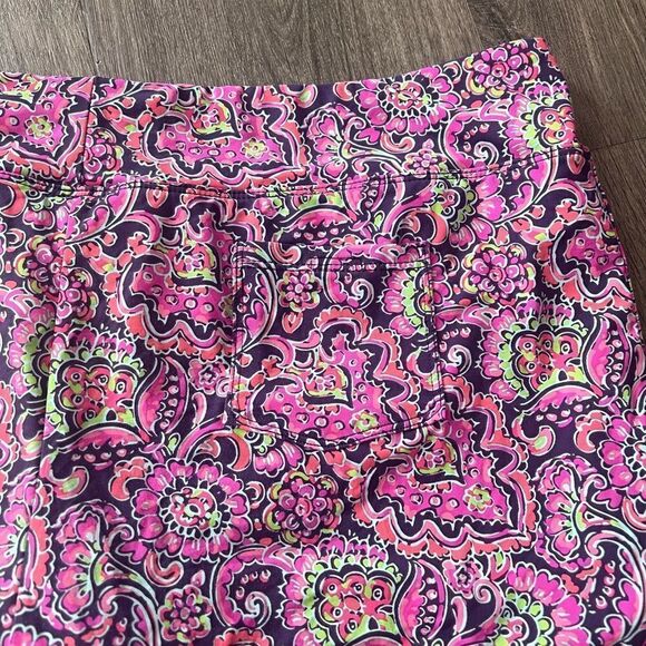 Title nine by Carter Designs Built-in brief Women shorts L - Picture 2 of 4